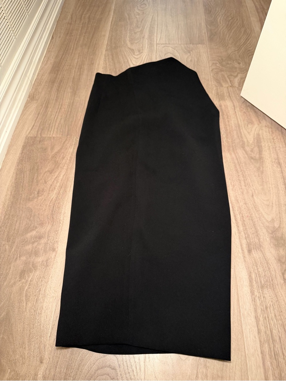Zara Black Midi Pencil Skirt
